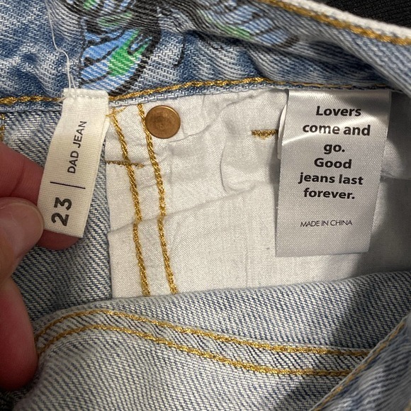 PacSun Dad Jeans with Butterfly‎ Pattern All Over Size 23 Pre-owned - Picture 6 of 9